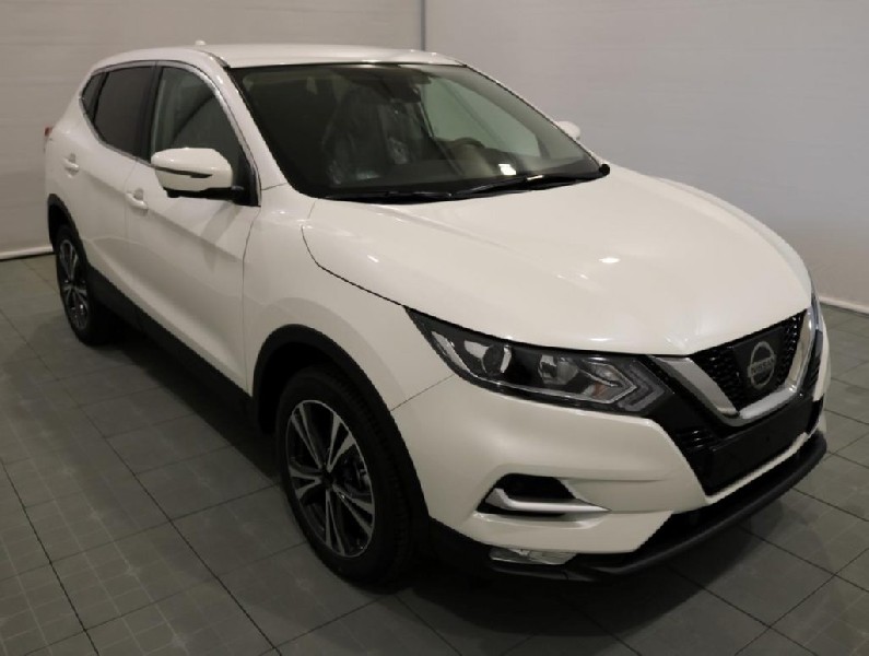 NISSAN Qashqai 1.5 dCi N-Connecta
